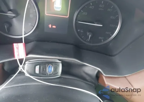 2024 Subaru Outback Touring z USA, uszkodzony, nr VIN 4S4BTAPC6R3242627